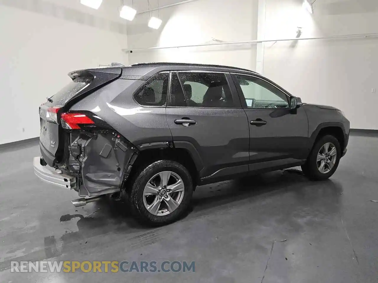 3 Photograph of a damaged car 2T3P1RFV5SW515089 TOYOTA RAV4 2025