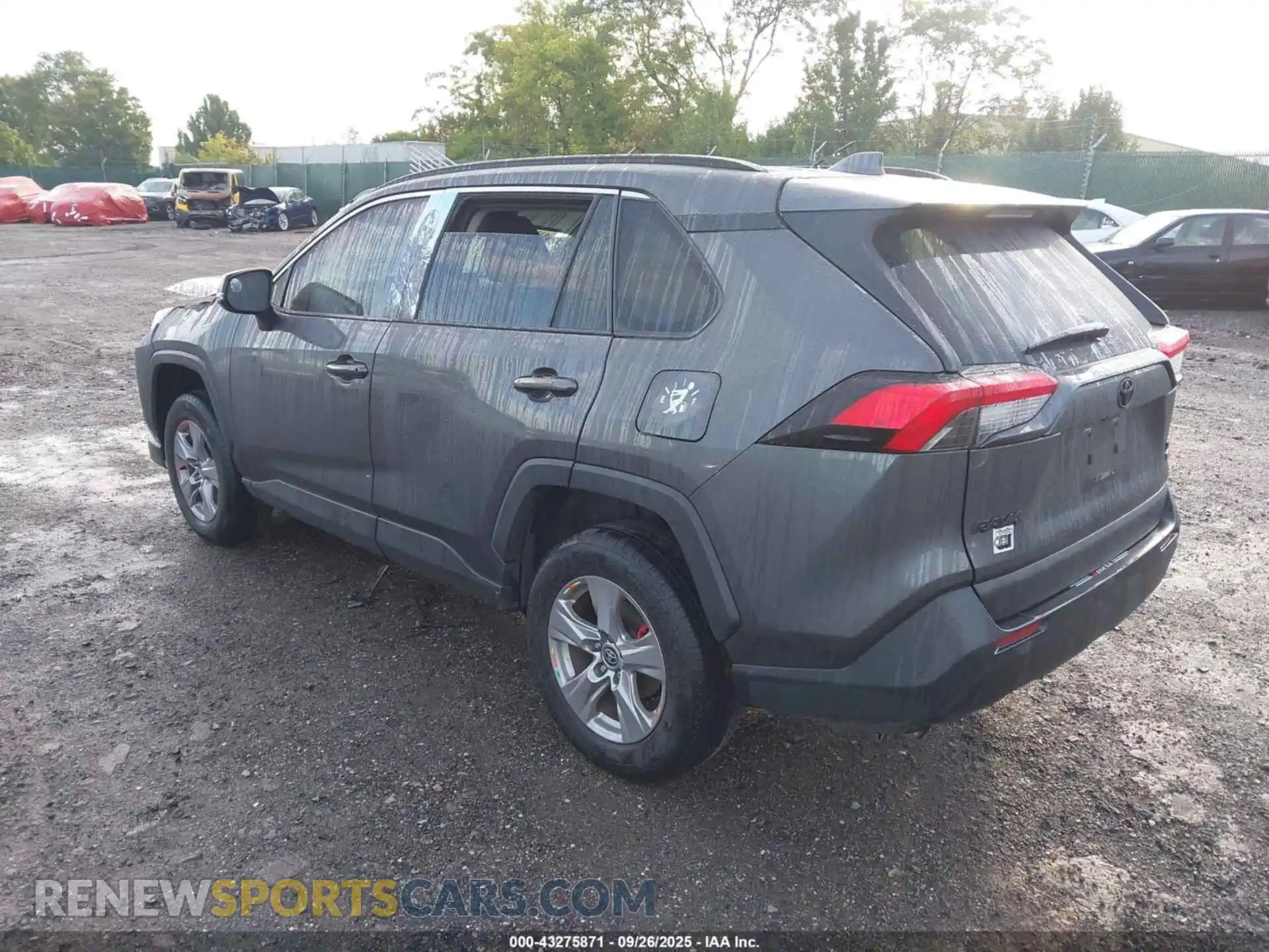 3 Фотография поврежденного автомобиля 2T3P1RFV5SW515867 TOYOTA RAV4 2025