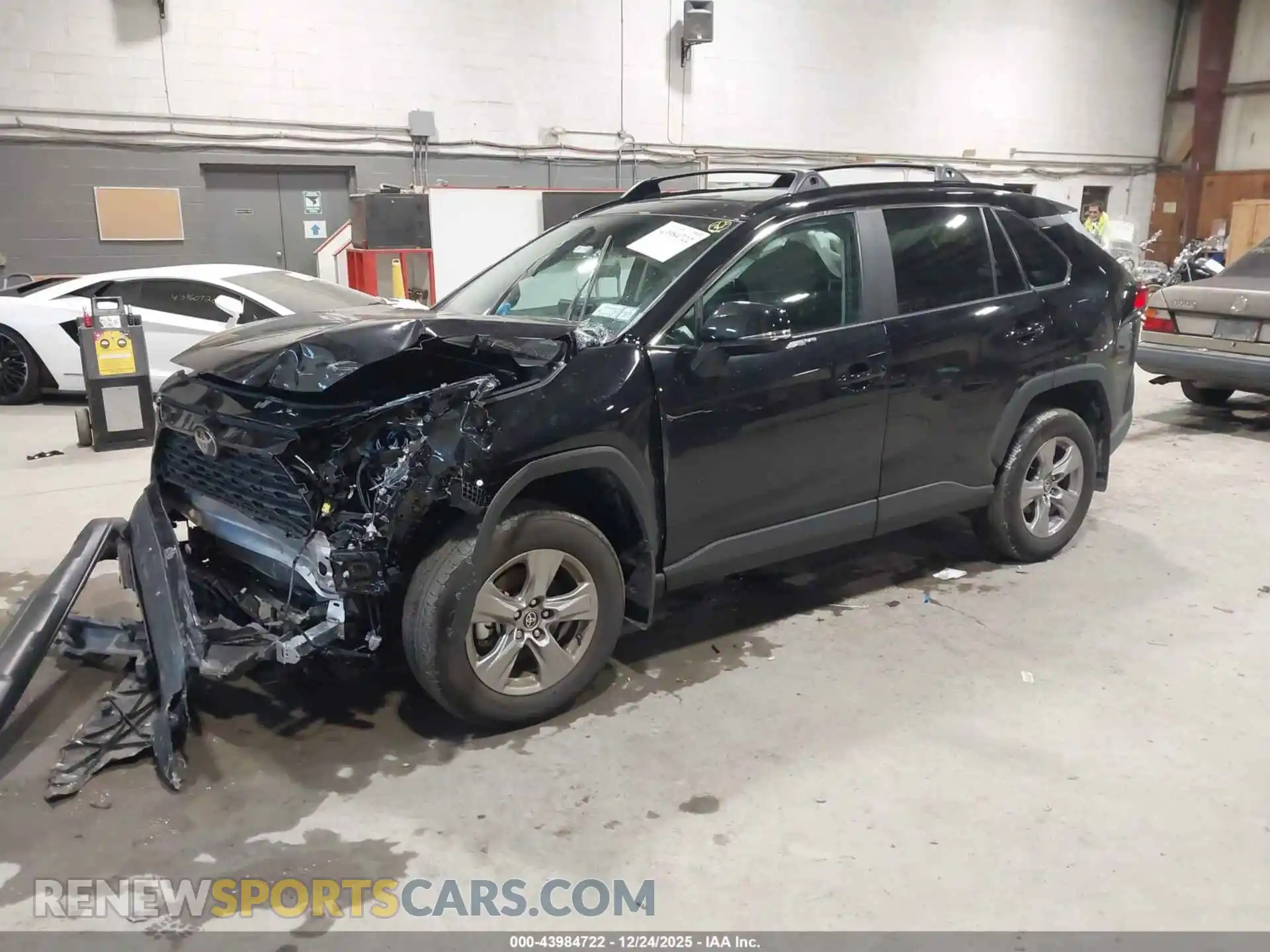 2 Photograph of a damaged car 2T3P1RFV5SW531292 TOYOTA RAV4 2025