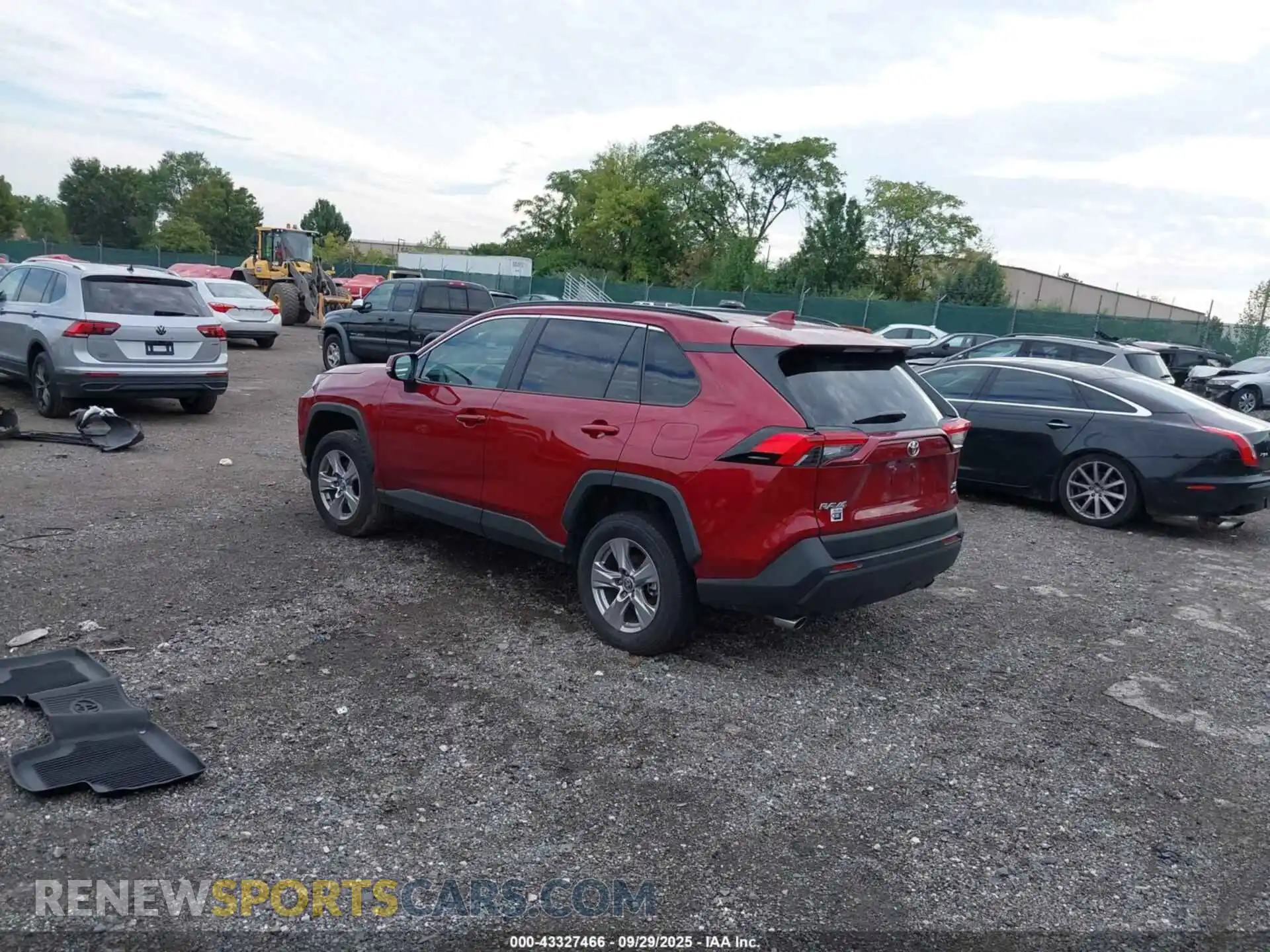 3 Photograph of a damaged car 2T3P1RFV5SW533916 TOYOTA RAV4 2025
