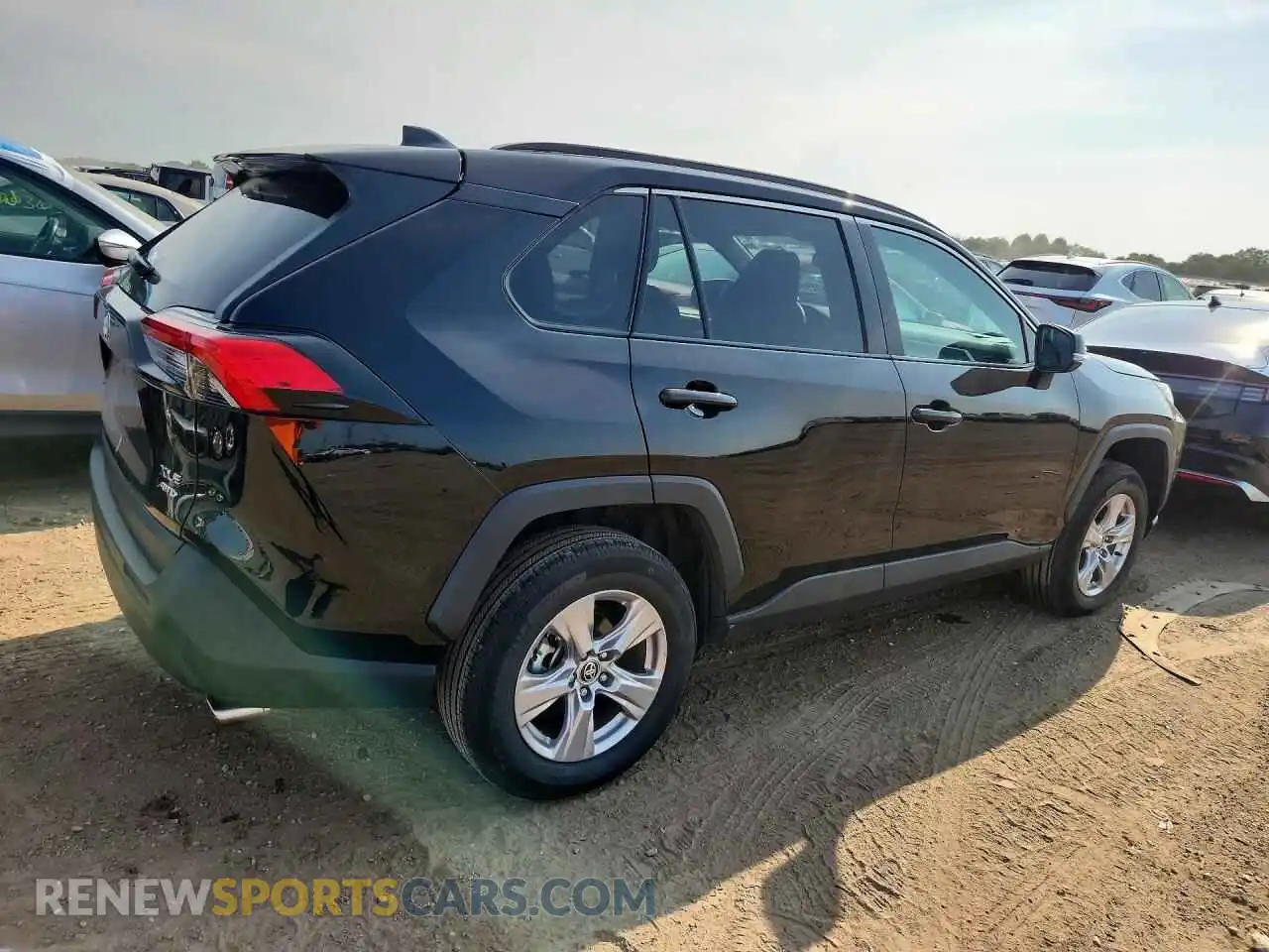 3 Фотография поврежденного автомобиля 2T3P1RFV5SW539344 TOYOTA RAV4 2025