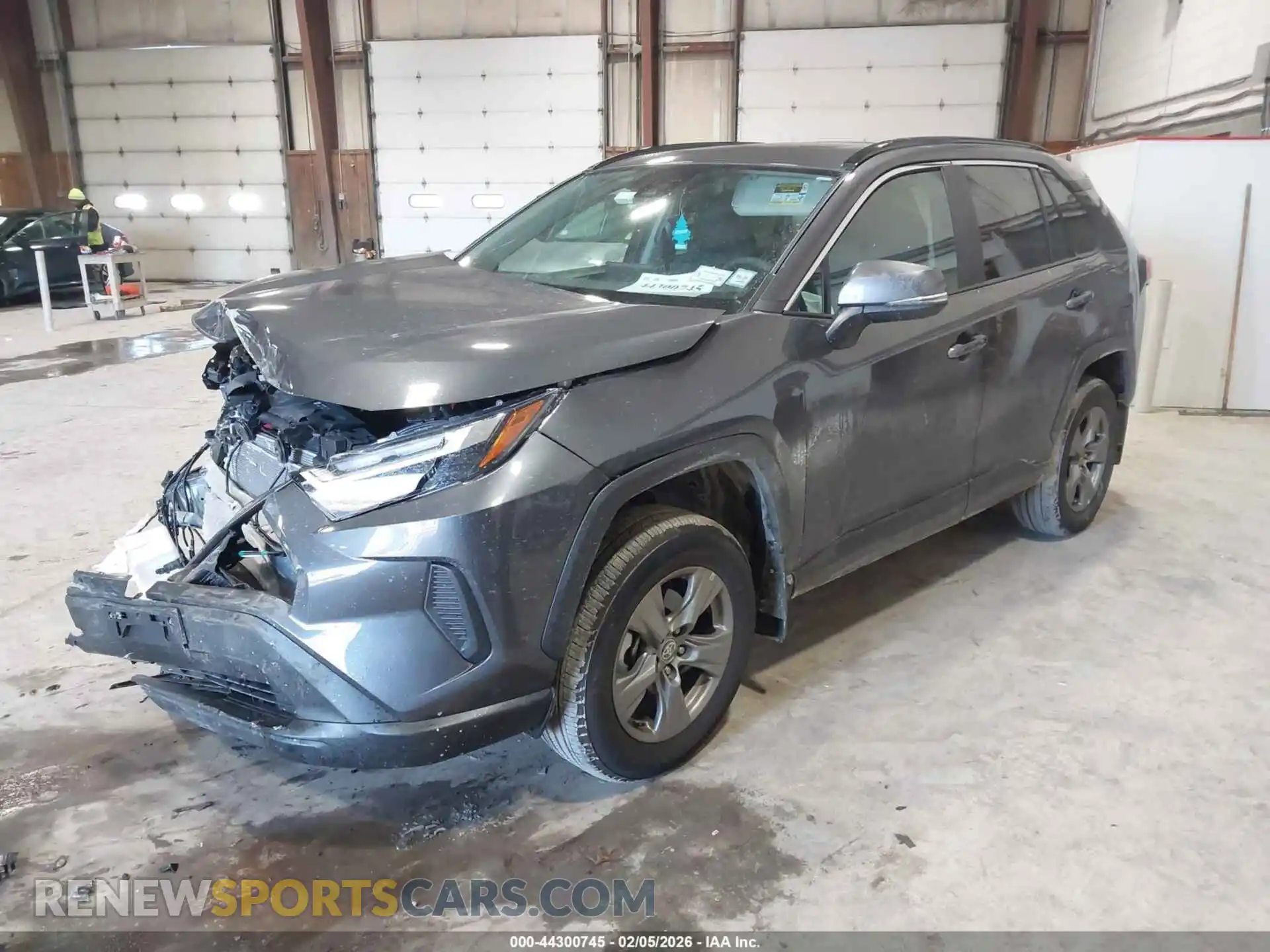 2 Photograph of a damaged car 2T3P1RFV5SW558072 TOYOTA RAV4 2025