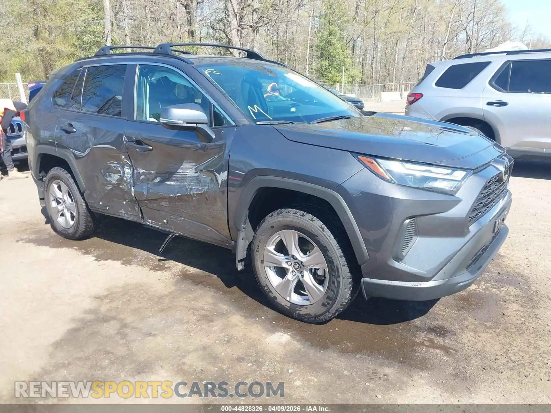 1 Photograph of a damaged car 2T3P1RFV5SW594828 TOYOTA RAV4 2025