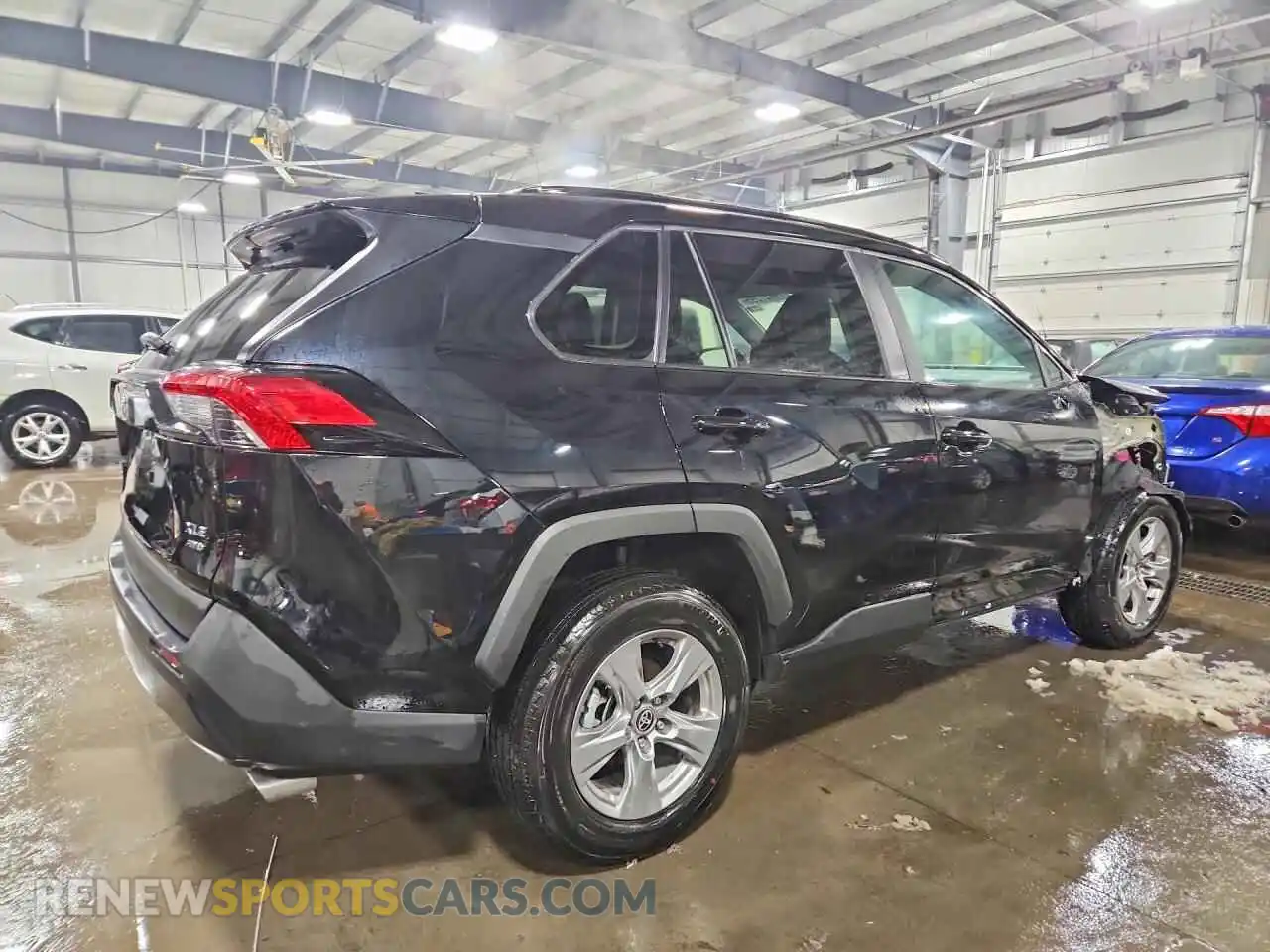 3 Photograph of a damaged car 2T3P1RFV5SW601762 TOYOTA RAV4 2025