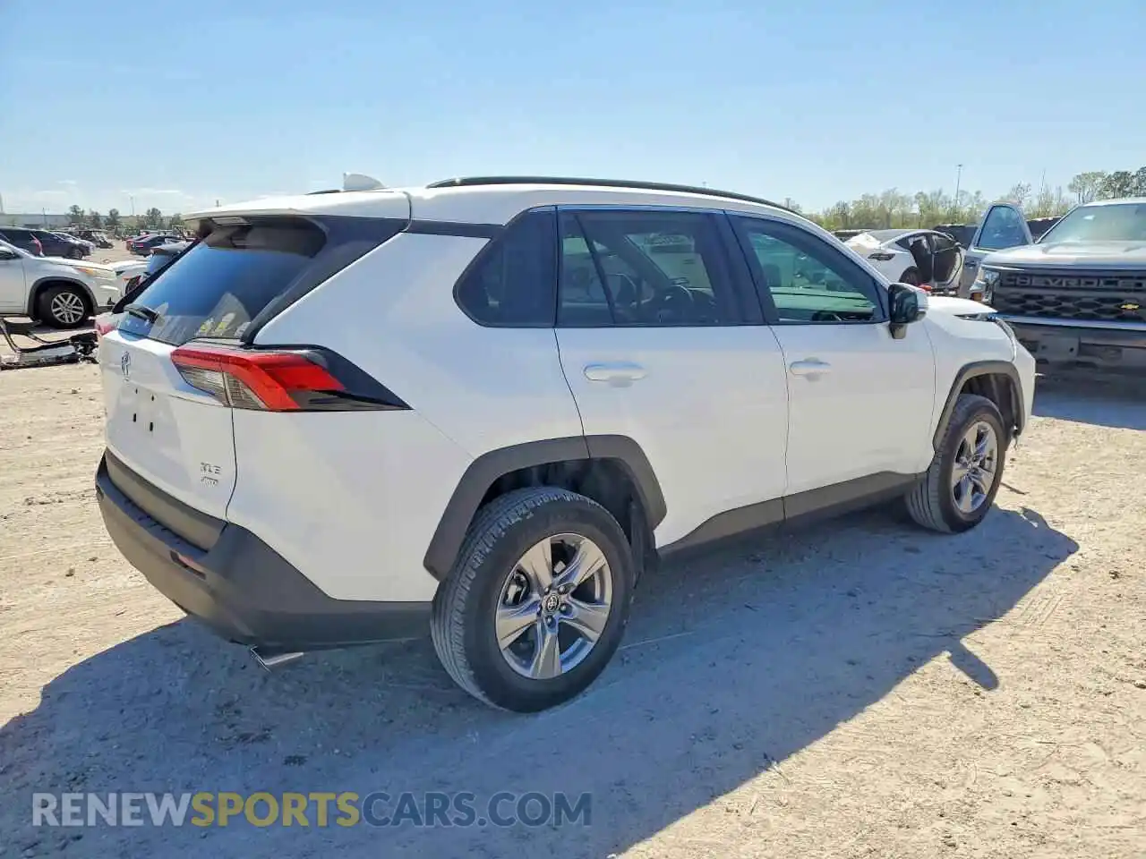 3 fotografías del automóvil dañado 2T3P1RFV6SC530489 TOYOTA RAV4 2025