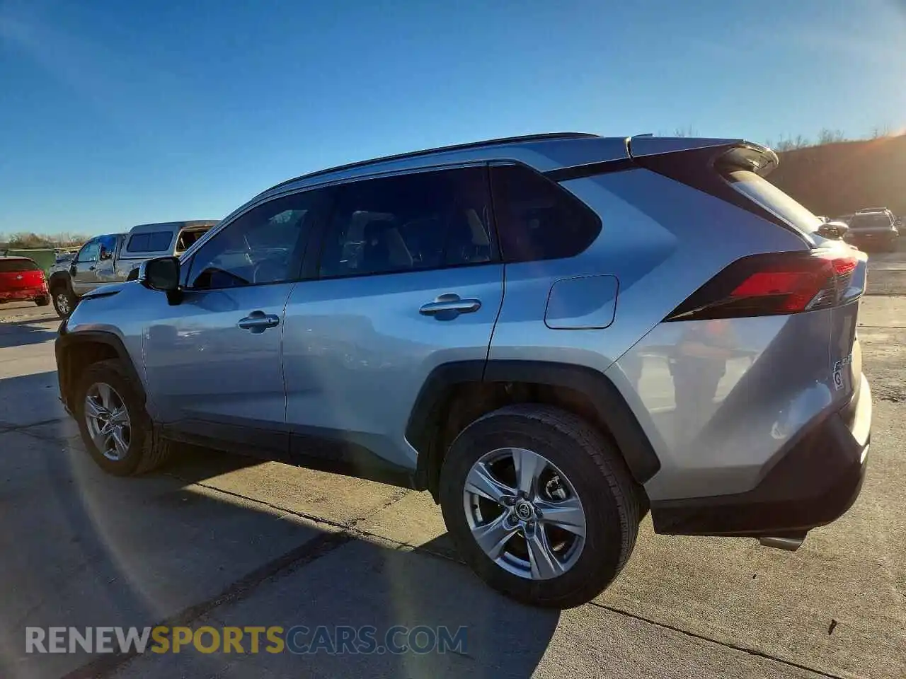 2 Фотография поврежденного автомобиля 2T3P1RFV6SW497704 TOYOTA RAV4 2025