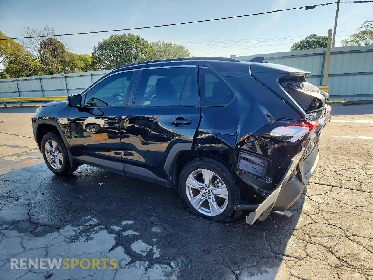 2 fotografías del automóvil dañado 2T3P1RFV6SW529437 TOYOTA RAV4 2025