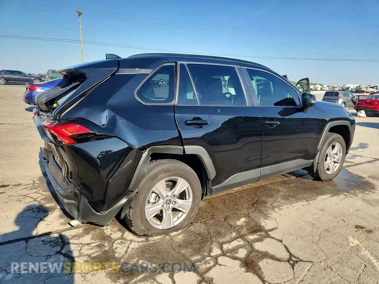3 fotografías del automóvil dañado 2T3P1RFV6SW529437 TOYOTA RAV4 2025