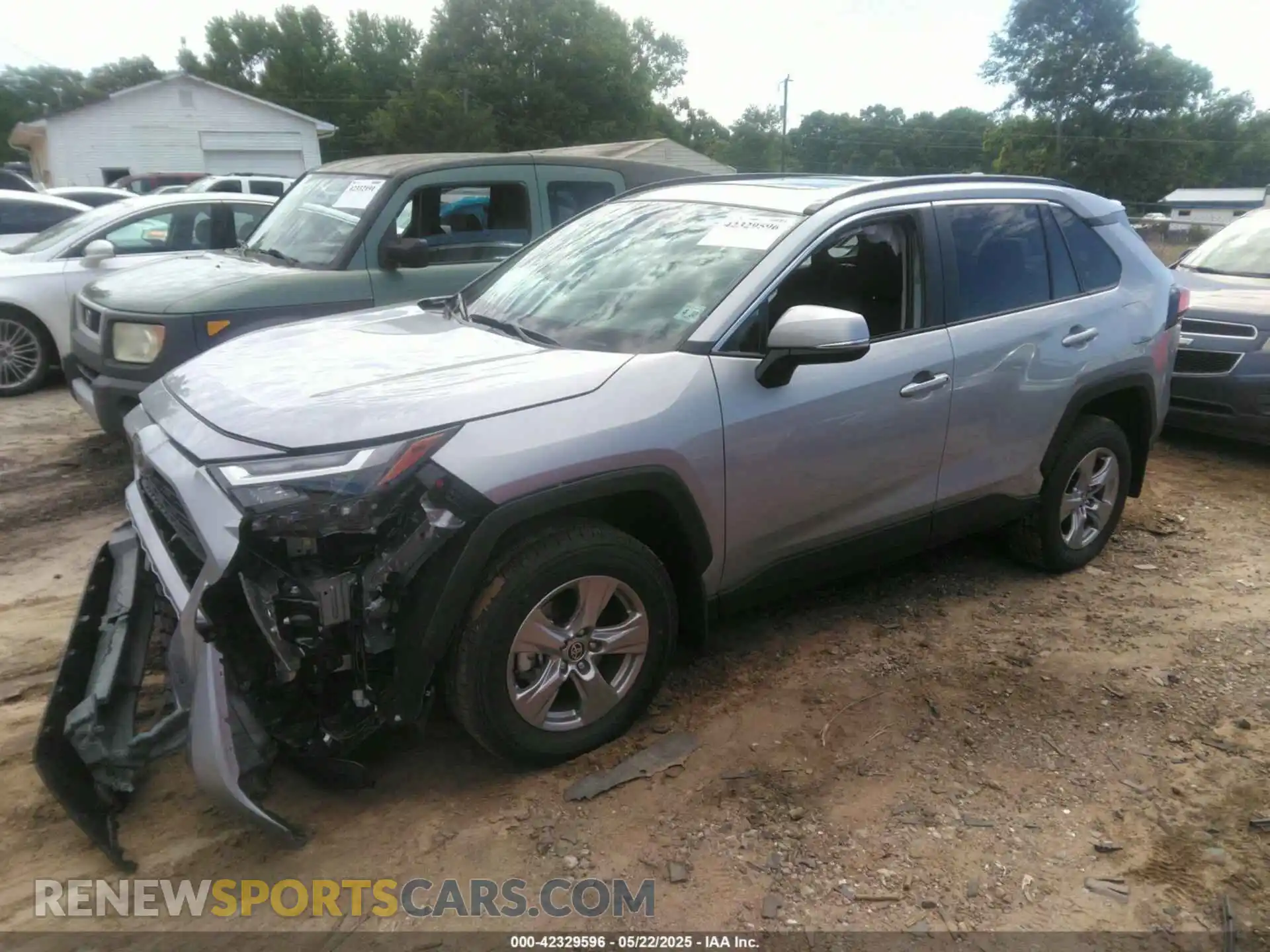 2 Photograph of a damaged car 2T3P1RFV6SW537201 TOYOTA RAV4 2025