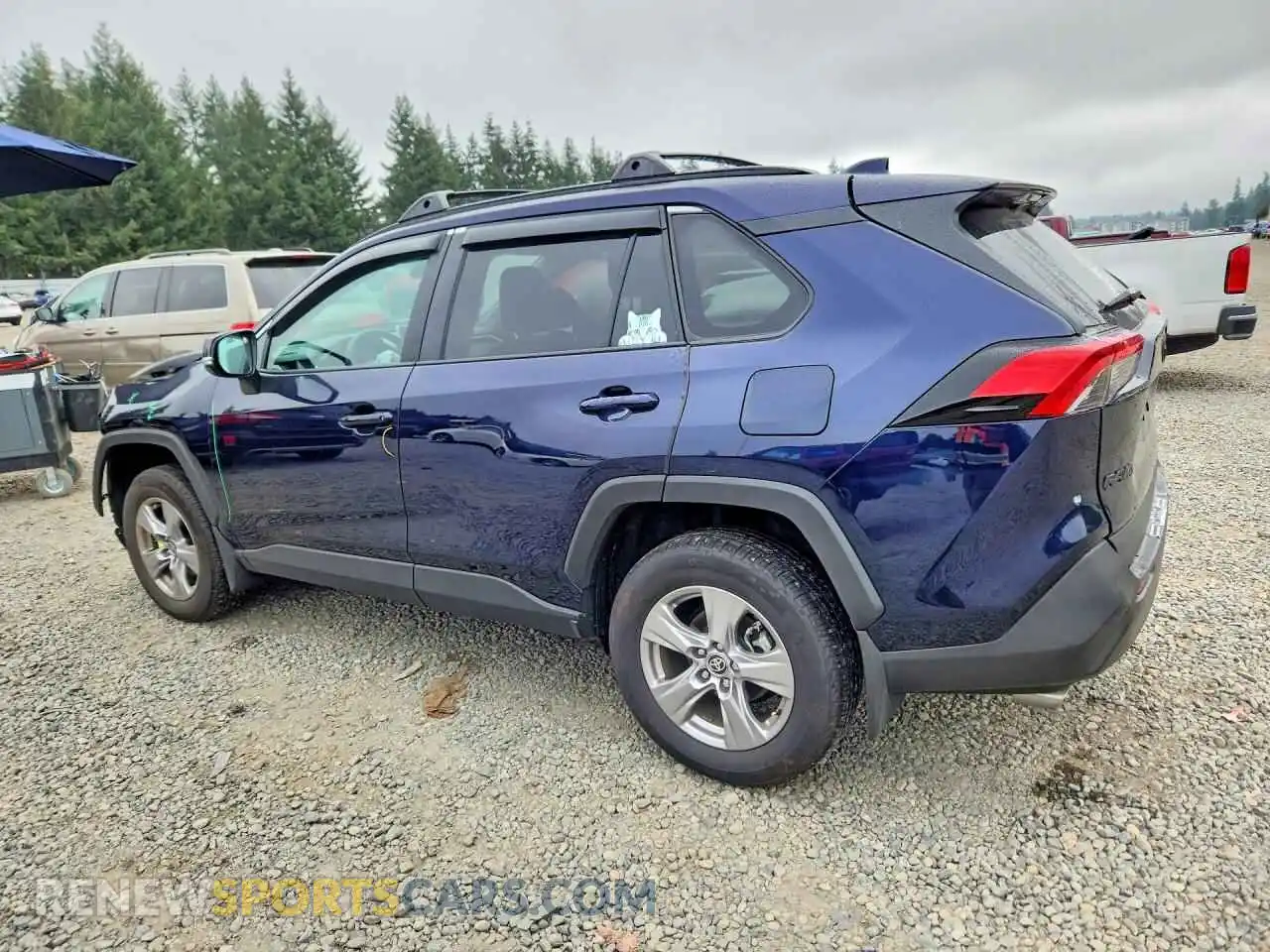 2 Photograph of a damaged car 2T3P1RFV6SW559537 TOYOTA RAV4 2025