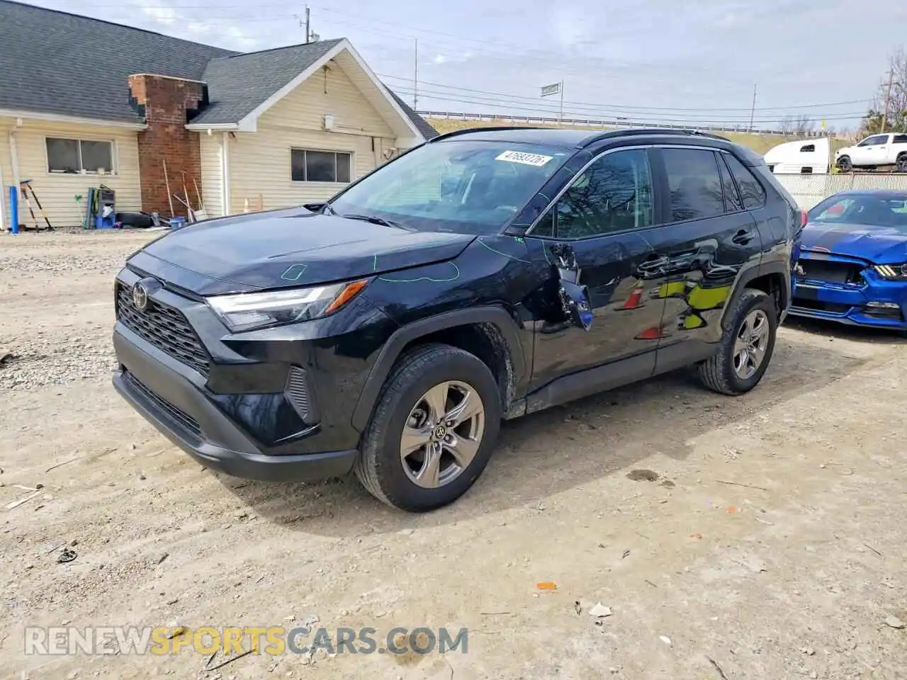 1 Photograph of a damaged car 2T3P1RFV6SW560543 TOYOTA RAV4 2025
