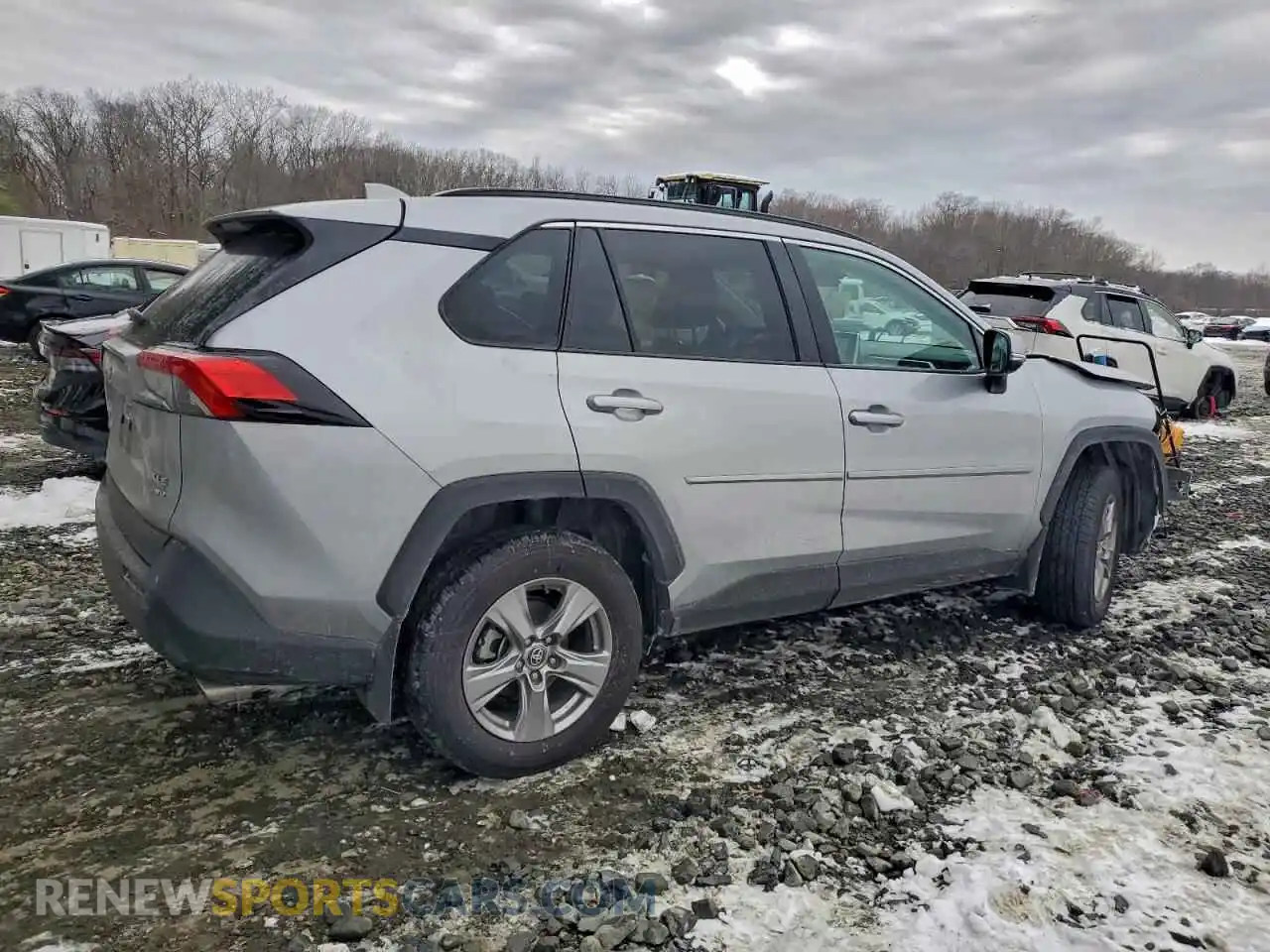 3 Photograph of a damaged car 2T3P1RFV6SW568755 TOYOTA RAV4 2025