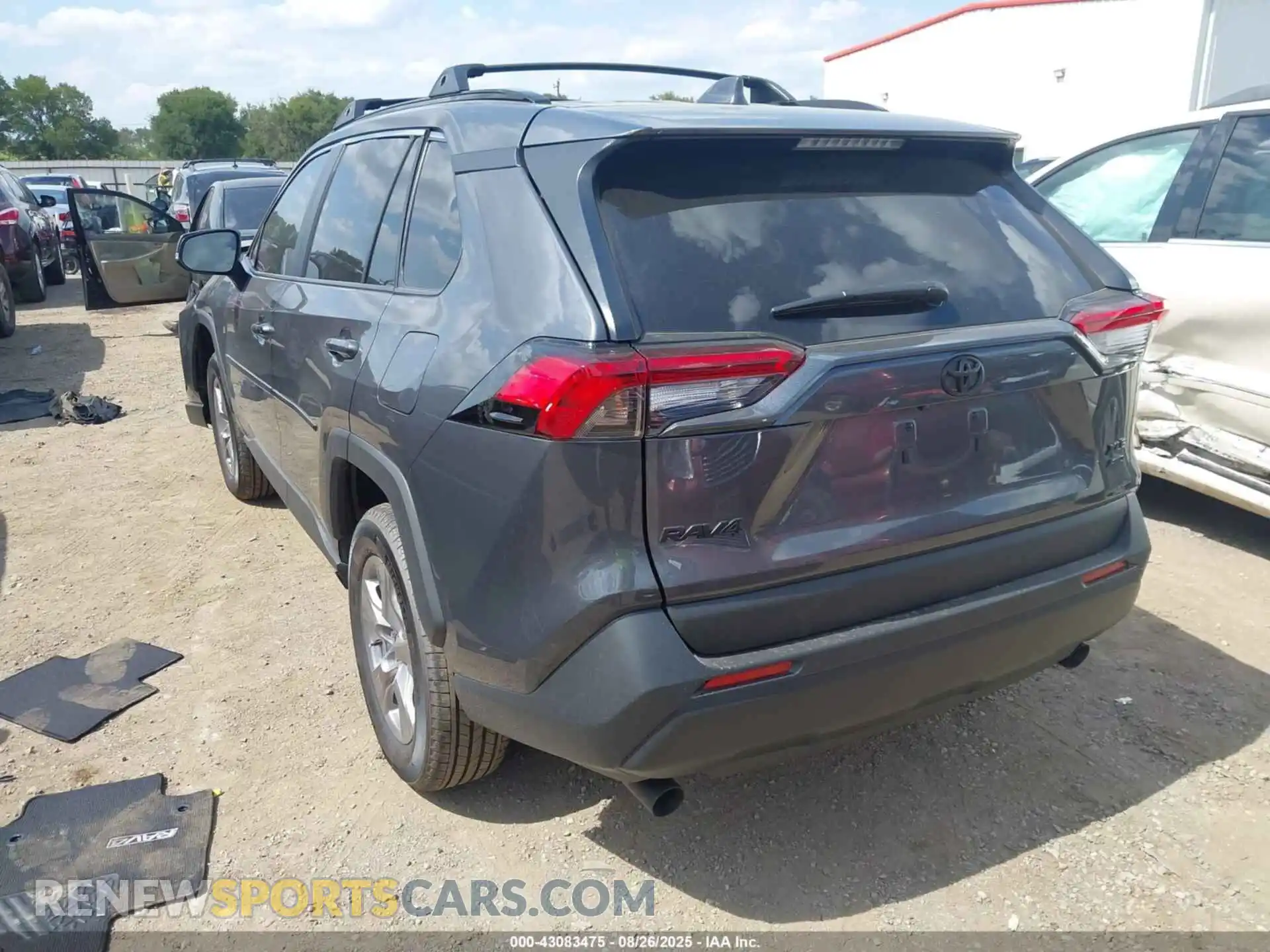 3 Photograph of a damaged car 2T3P1RFV6SW575477 TOYOTA RAV4 2025