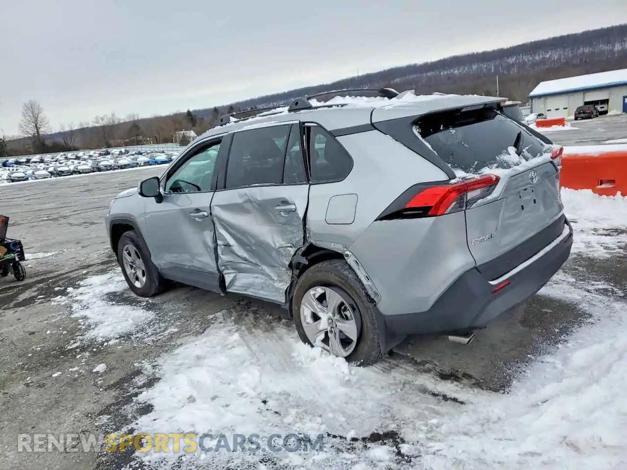 2 Photograph of a damaged car 2T3P1RFV6SW583949 TOYOTA RAV4 2025