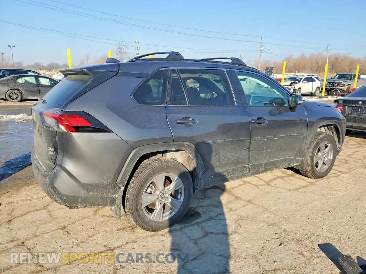 3 Photograph of a damaged car 2T3P1RFV6SW594546 TOYOTA RAV4 2025