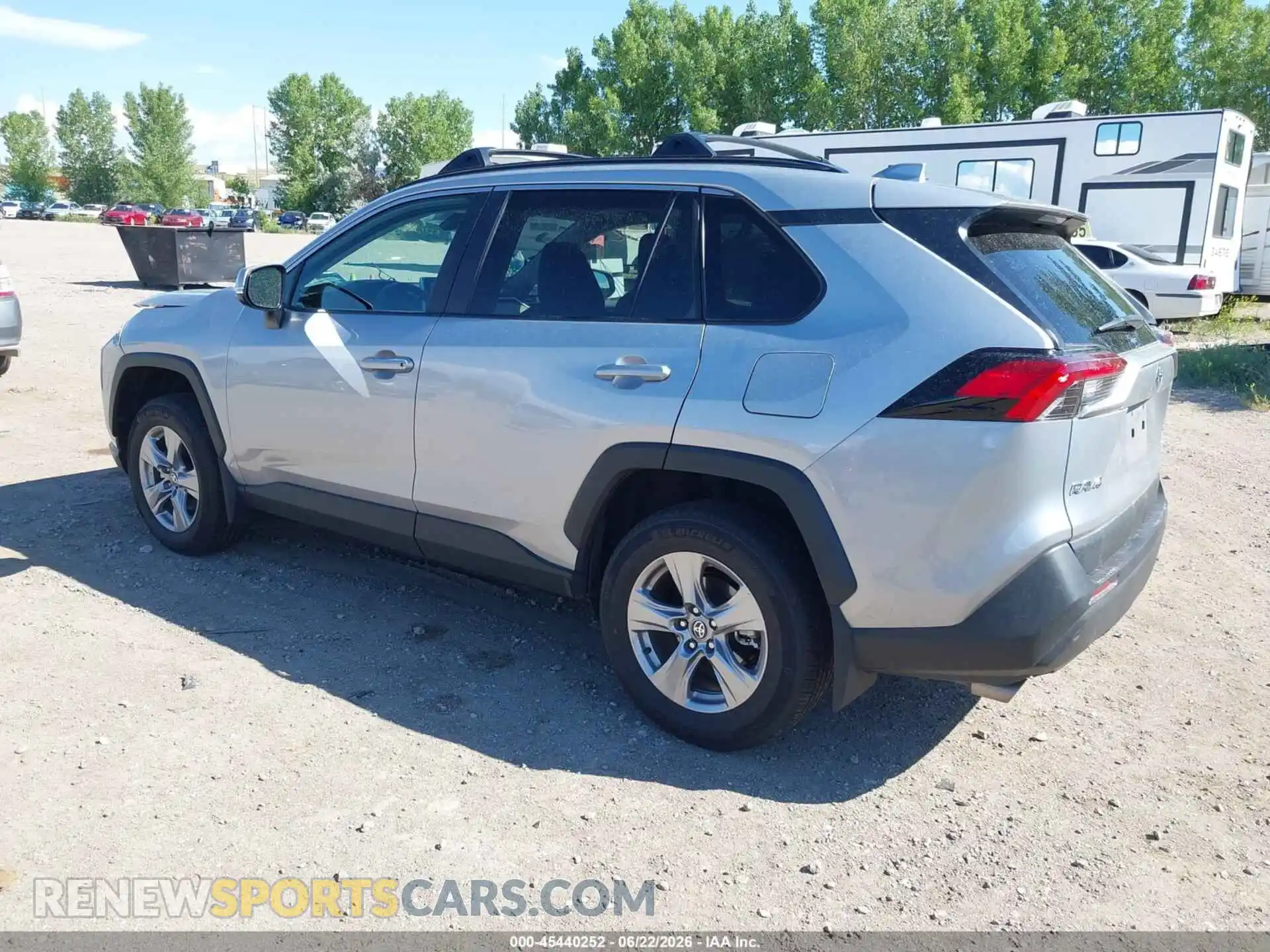 3 Фотография поврежденного автомобиля 2T3P1RFV6SW597625 TOYOTA RAV4 2025