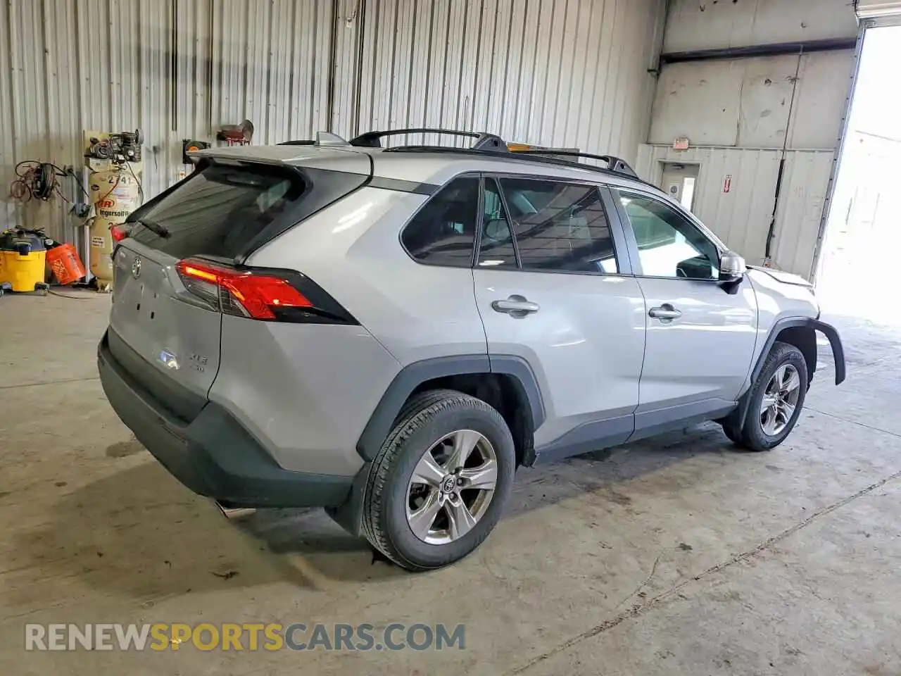 3 fotografías del automóvil dañado 2T3P1RFV7SC503530 TOYOTA RAV4 2025