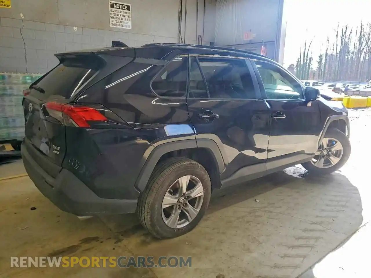 3 Фотография поврежденного автомобиля 2T3P1RFV7SC536186 TOYOTA RAV4 2025
