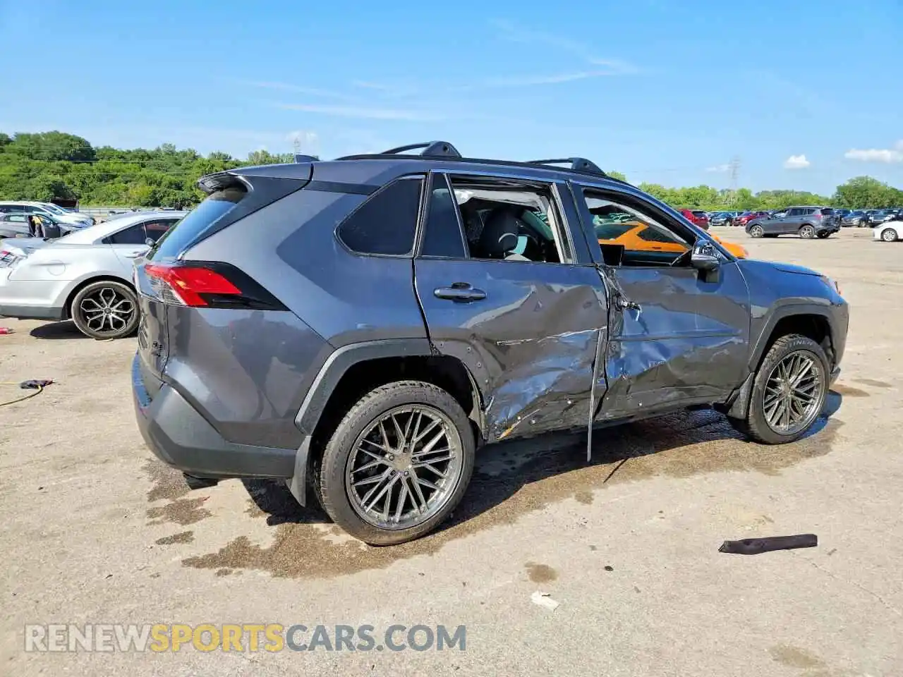 3 fotografías del automóvil dañado 2T3P1RFV7SW516535 TOYOTA RAV4 2025