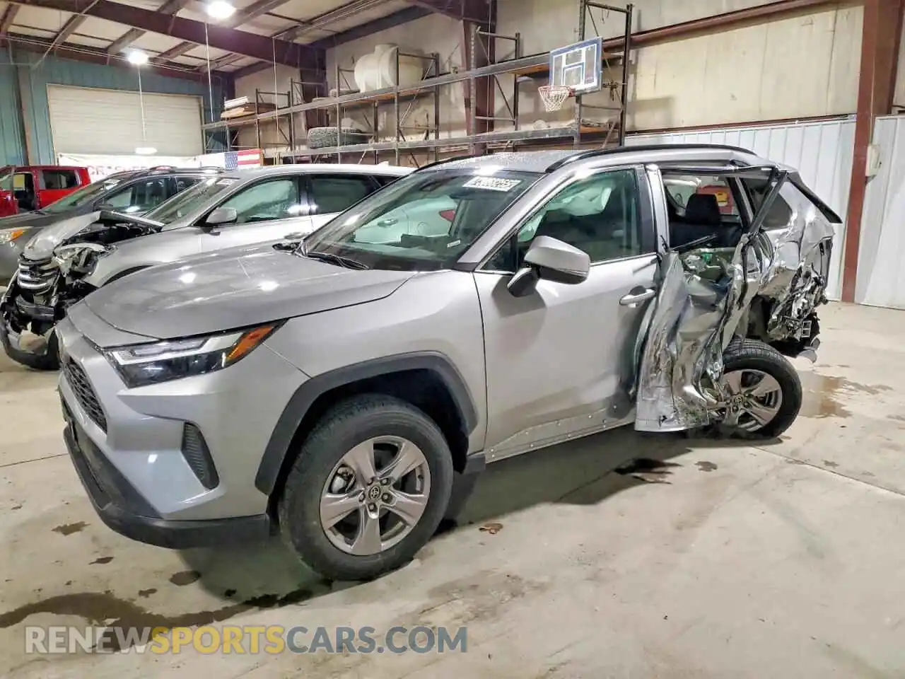 1 Photograph of a damaged car 2T3P1RFV7SW566223 TOYOTA RAV4 2025