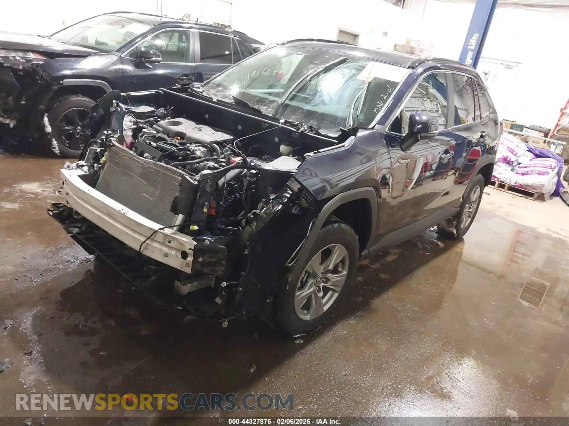 2 Фотография поврежденного автомобиля 2T3P1RFV7SW604517 TOYOTA RAV4 2025