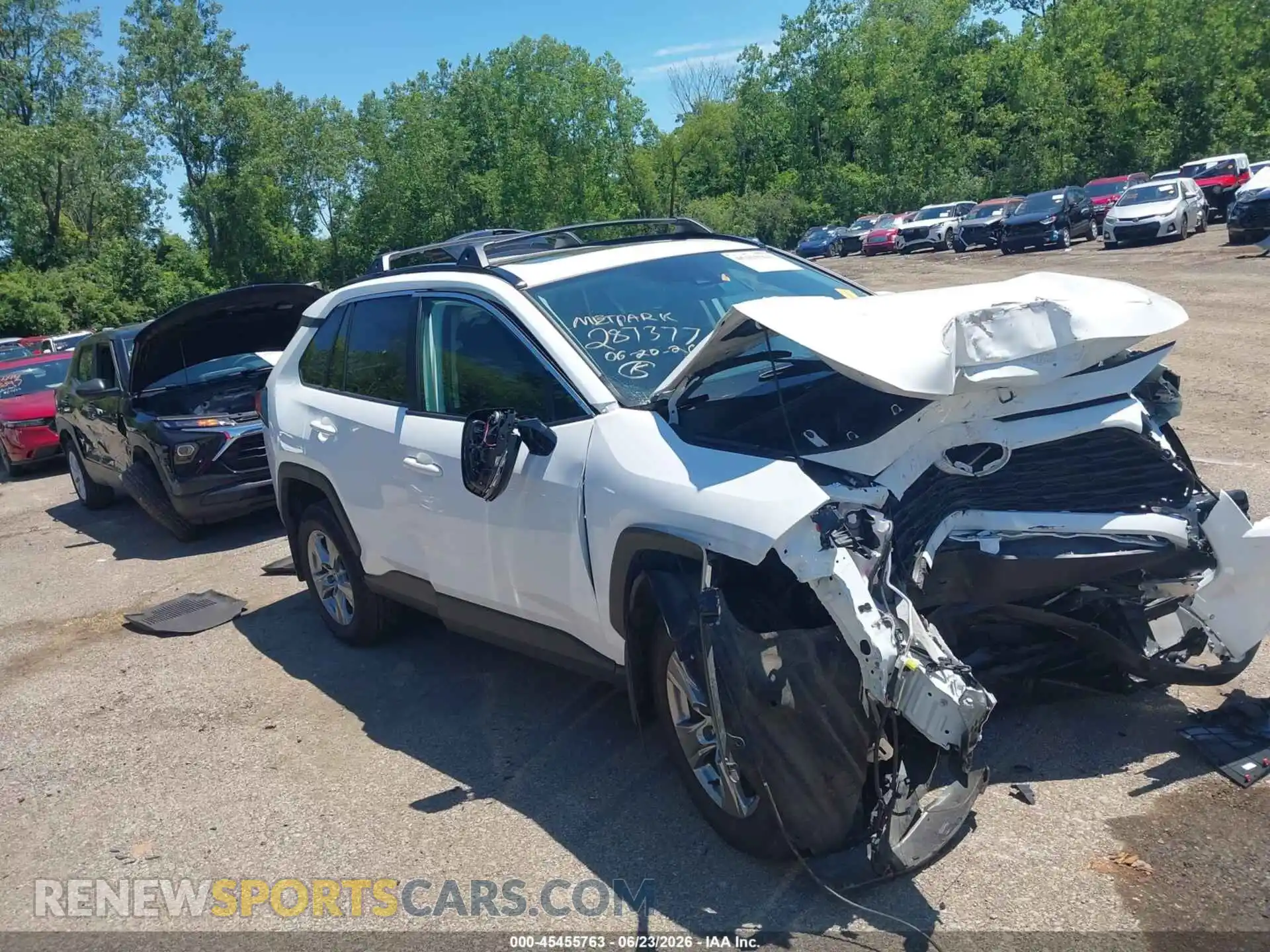 1 Photograph of a damaged car 2T3P1RFV7SW627845 TOYOTA RAV4 2025