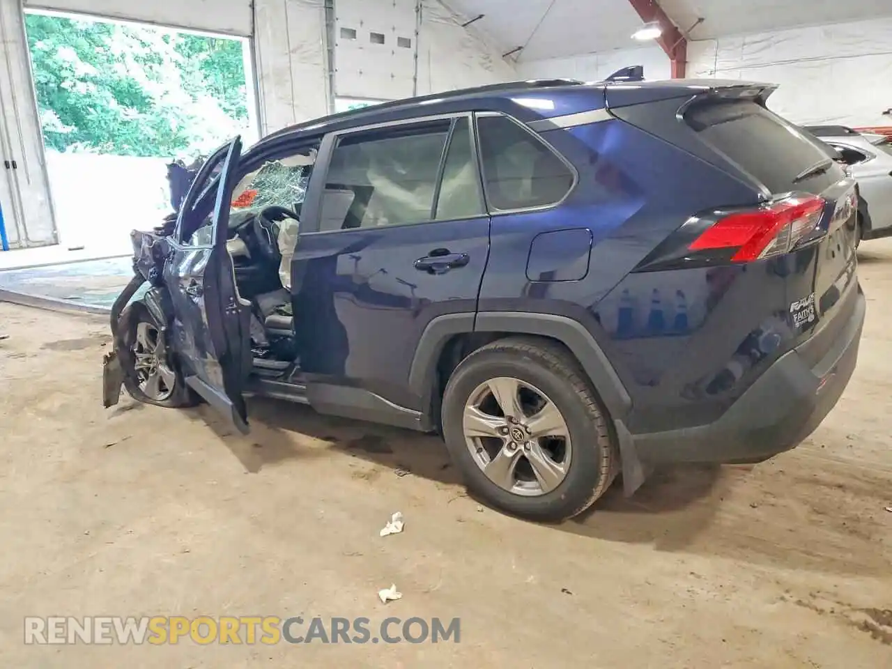 2 Photograph of a damaged car 2T3P1RFV8SW499230 TOYOTA RAV4 2025