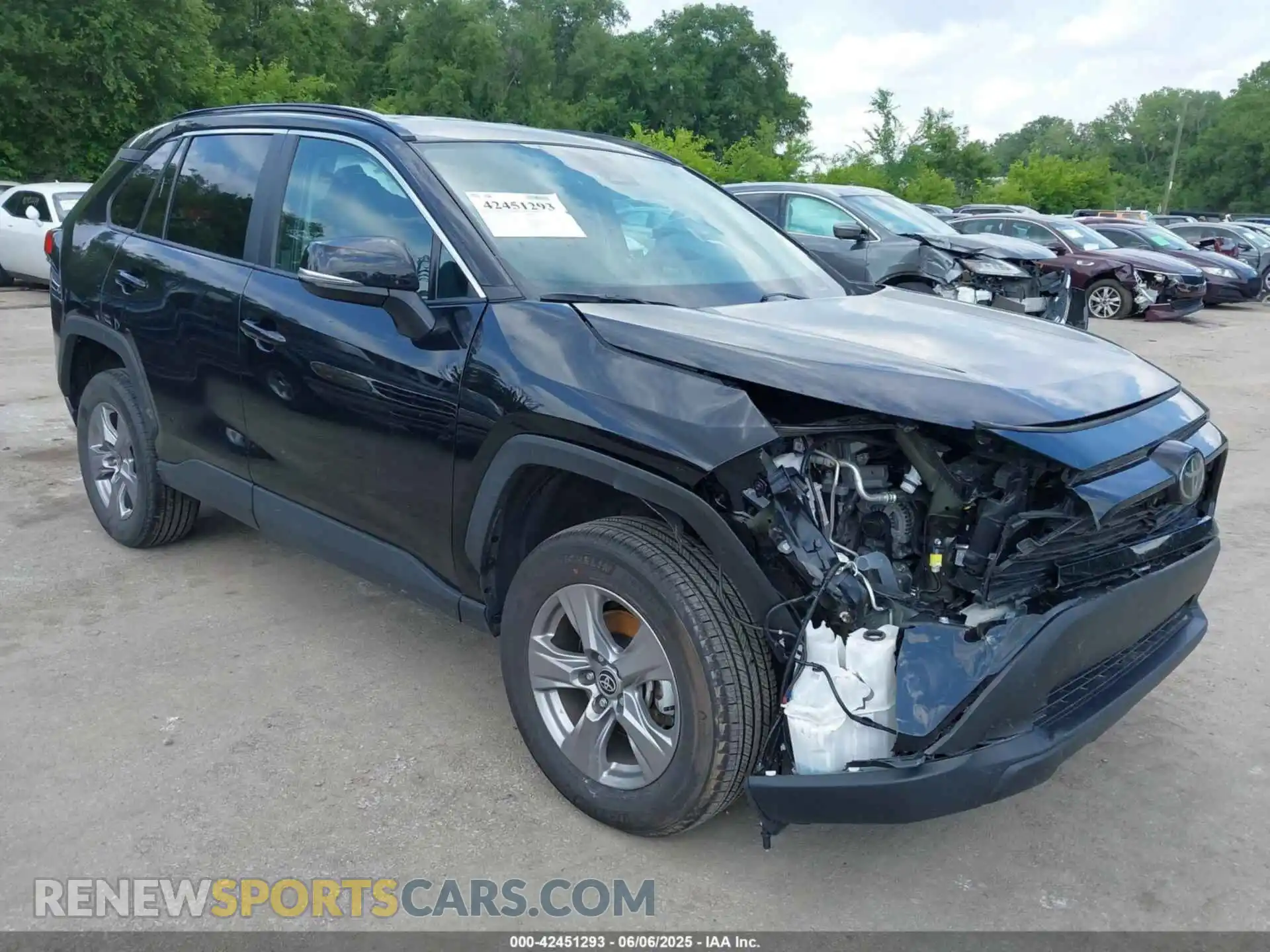 1 Фотография поврежденного автомобиля 2T3P1RFV8SW502921 TOYOTA RAV4 2025