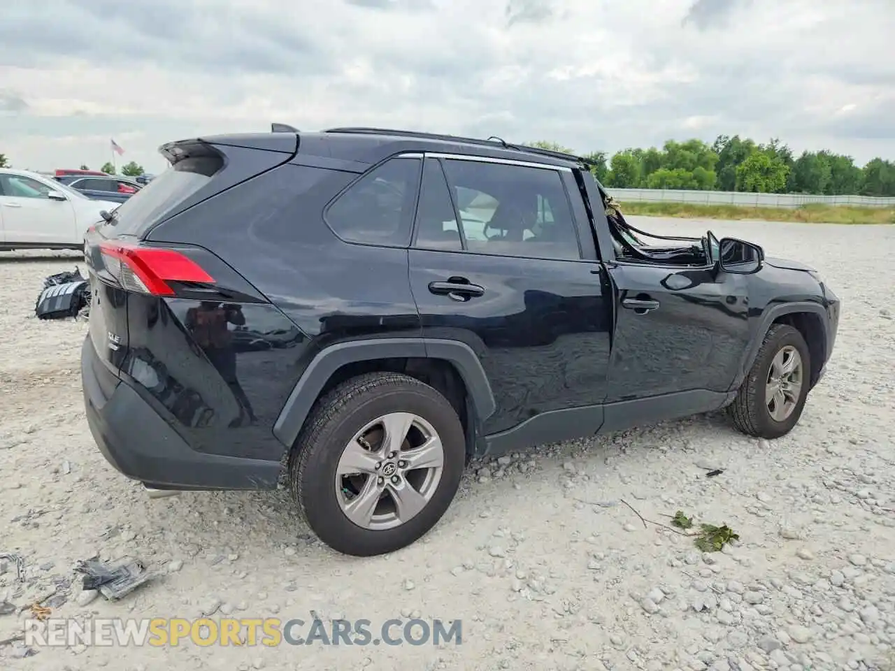 3 Фотография поврежденного автомобиля 2T3P1RFV8SW511263 TOYOTA RAV4 2025