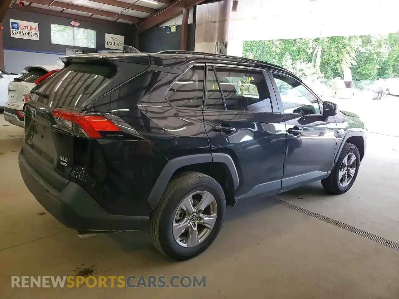 3 fotografías del automóvil dañado 2T3P1RFV8SW556252 TOYOTA RAV4 2025