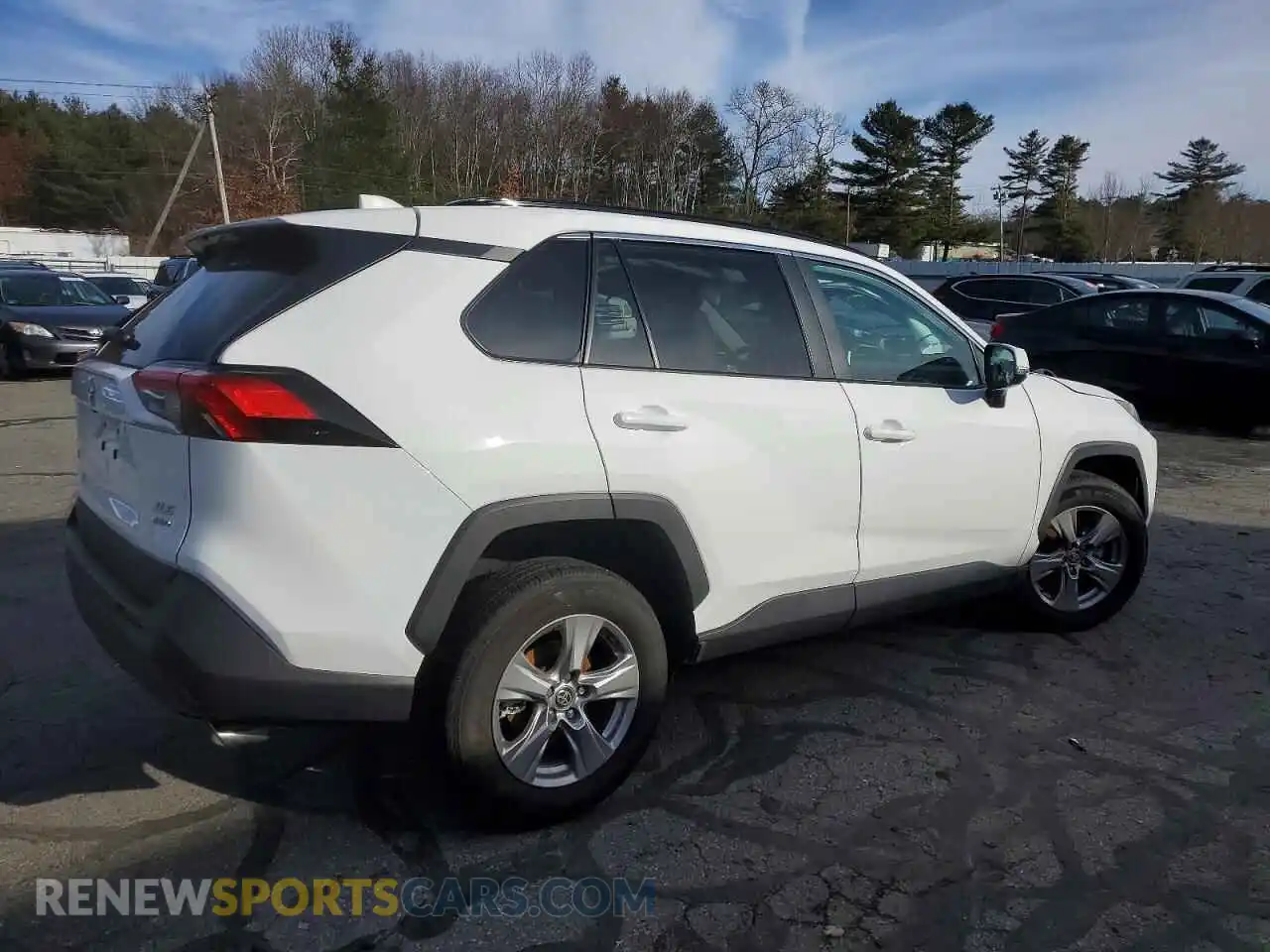 3 Photograph of a damaged car 2T3P1RFV8SW586318 TOYOTA RAV4 2025