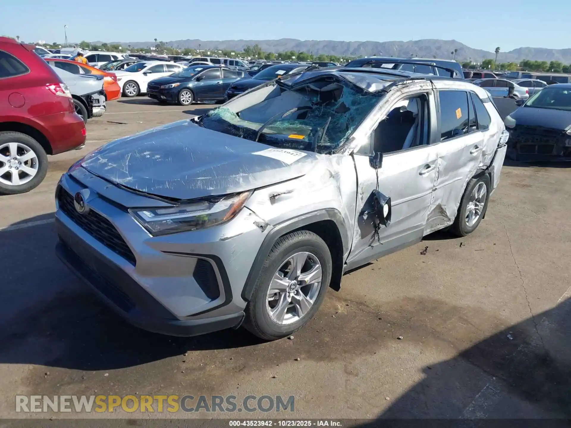 2 Photograph of a damaged car 2T3P1RFV9SC506798 TOYOTA RAV4 2025