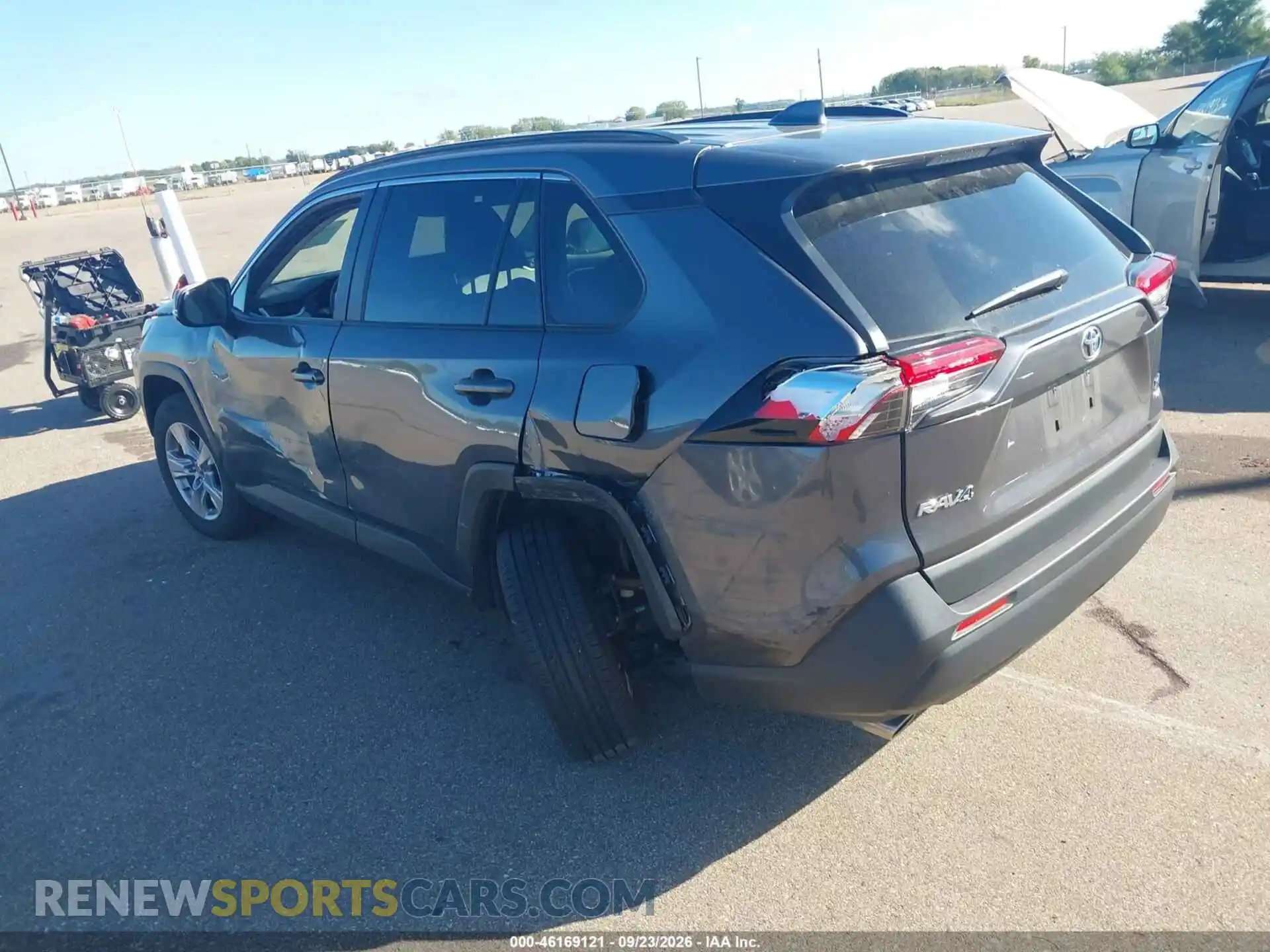 3 fotografías del automóvil dañado 2T3P1RFV9SC509619 TOYOTA RAV4 2025