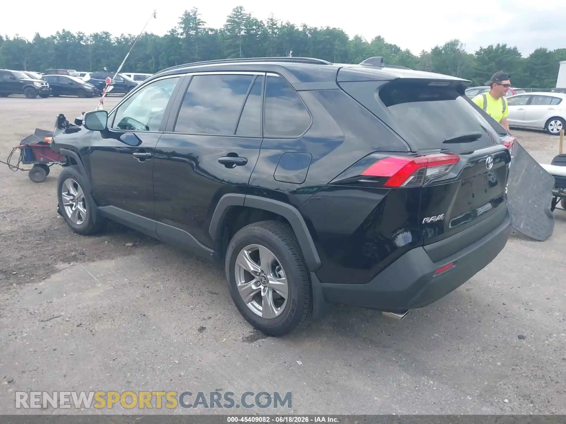 3 Фотография поврежденного автомобиля 2T3P1RFV9SC516117 TOYOTA RAV4 2025