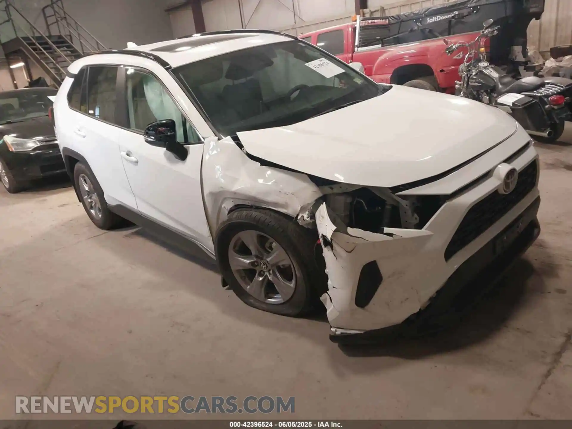 1 Photograph of a damaged car 2T3P1RFV9SC517932 TOYOTA RAV4 2025