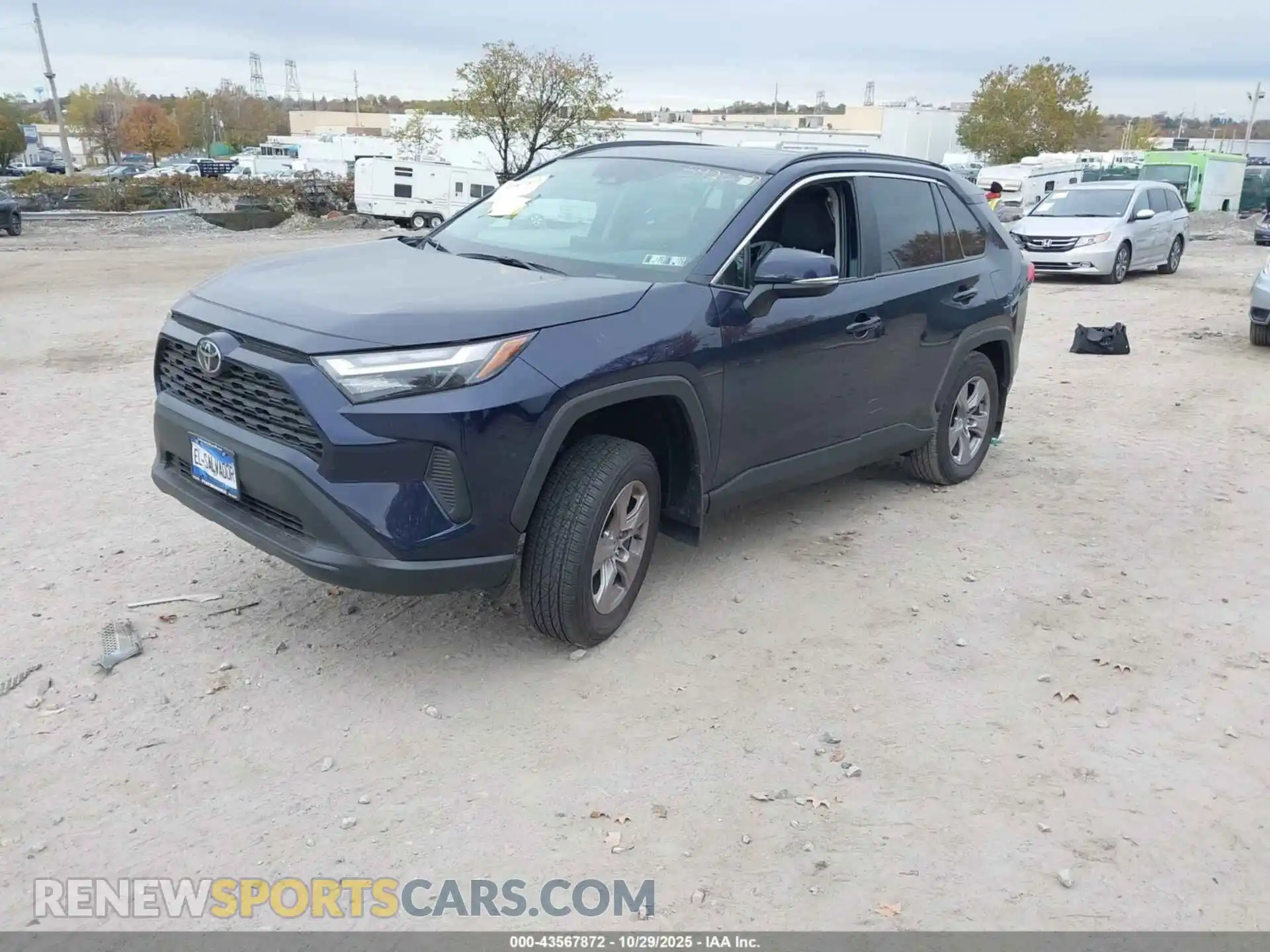 2 Photograph of a damaged car 2T3P1RFV9SW592659 TOYOTA RAV4 2025