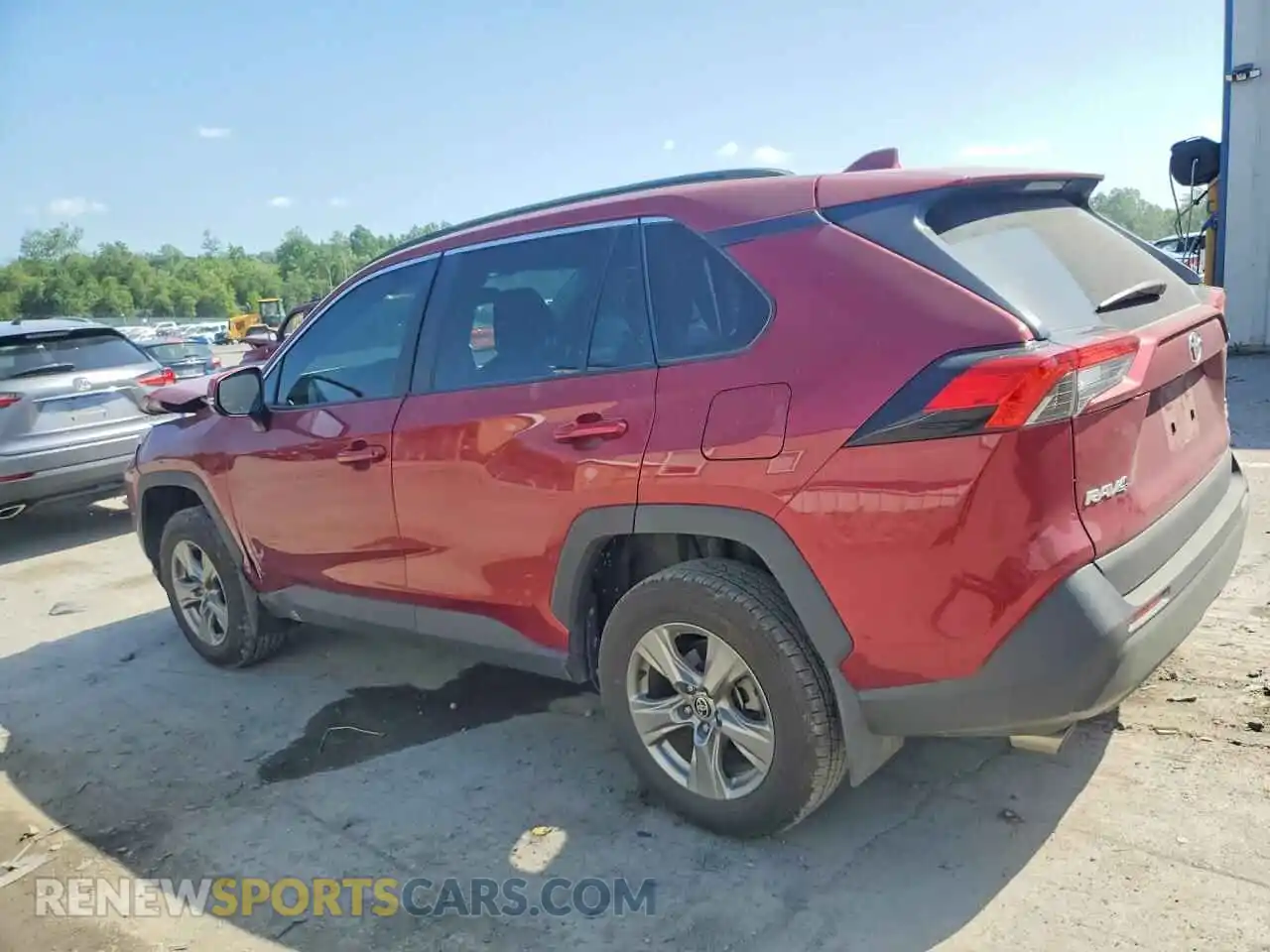 2 Photograph of a damaged car 2T3P1RFV9SW633680 TOYOTA RAV4 2025