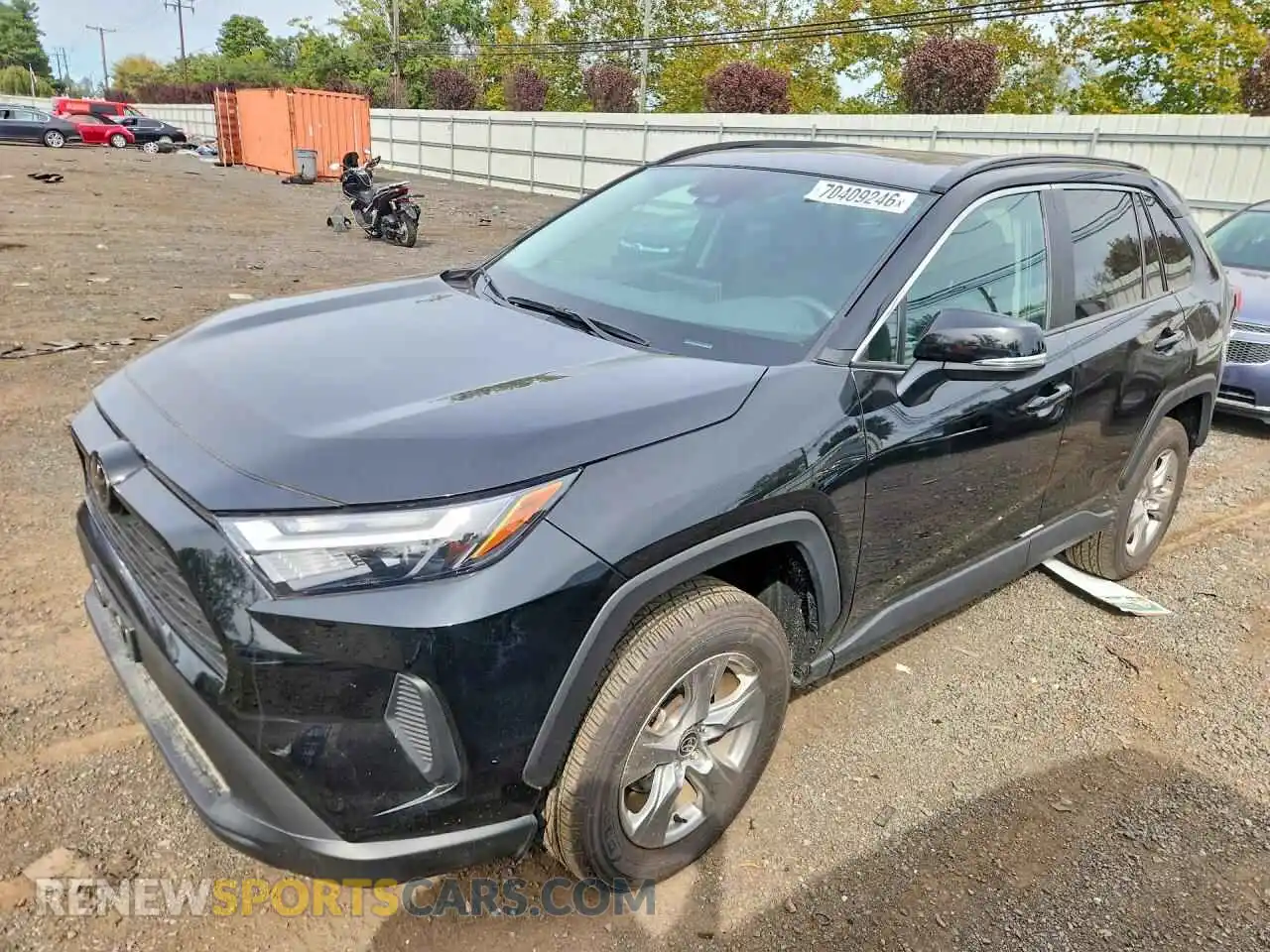 1 Photograph of a damaged car 2T3P1RFVXSW518067 TOYOTA RAV4 2025
