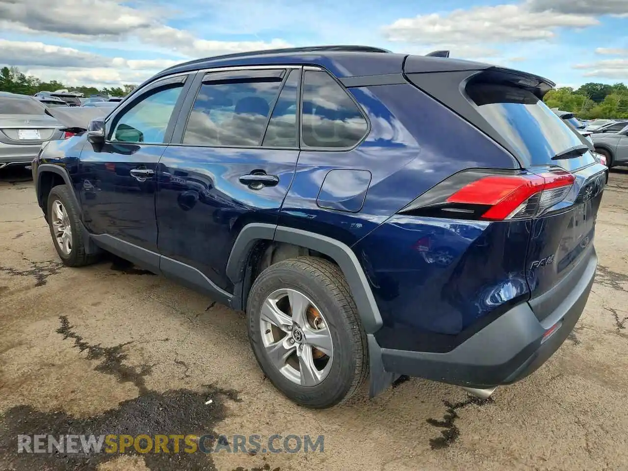 2 Photograph of a damaged car 2T3P1RFVXSW580620 TOYOTA RAV4 2025