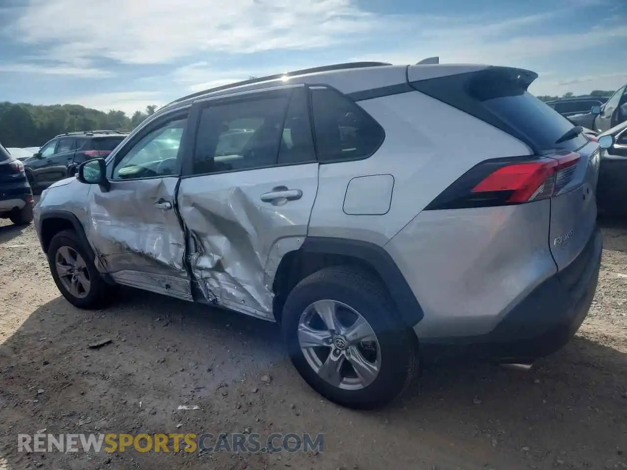2 fotografías del automóvil dañado 2T3P1RFVXSW628598 TOYOTA RAV4 2025