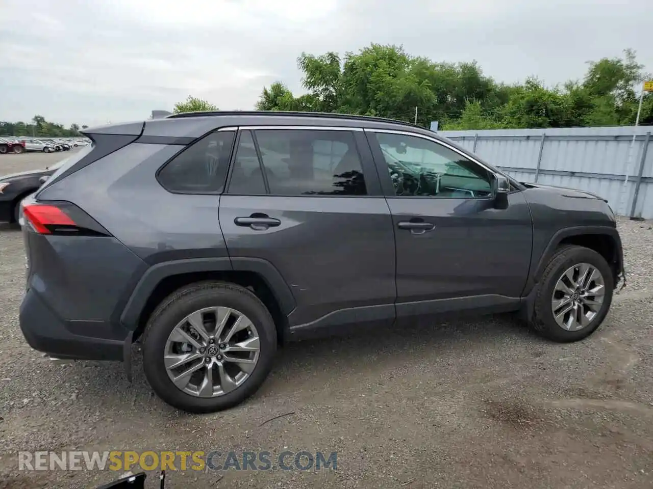 3 Photograph of a damaged car 2T3R1RFV4SC529091 TOYOTA RAV4 2025