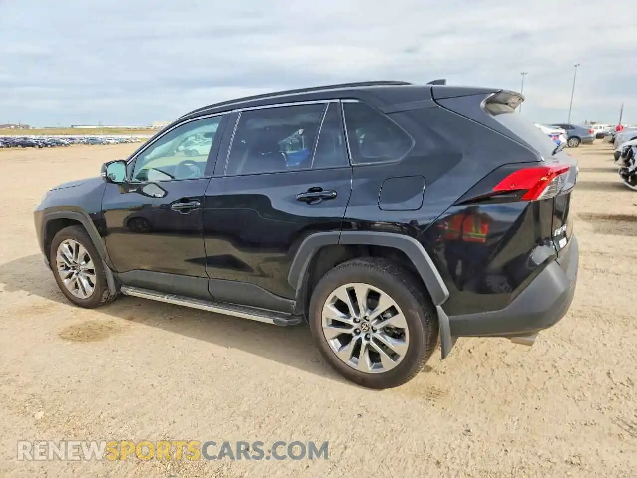 2 Photograph of a damaged car 2T3R1RFV6SC551044 TOYOTA RAV4 2025