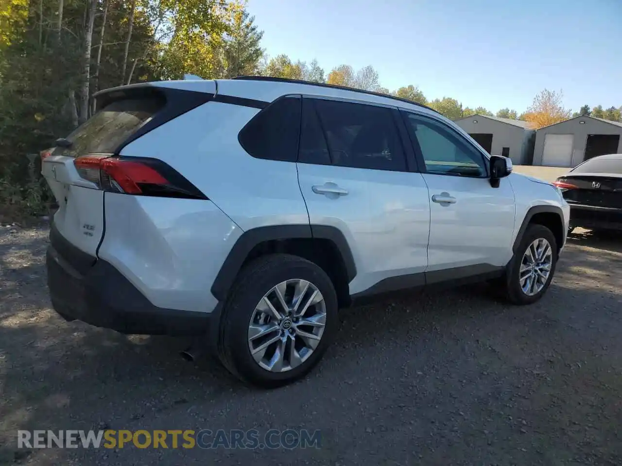 3 Photograph of a damaged car 2T3R1RFV6SW553438 TOYOTA RAV4 2025