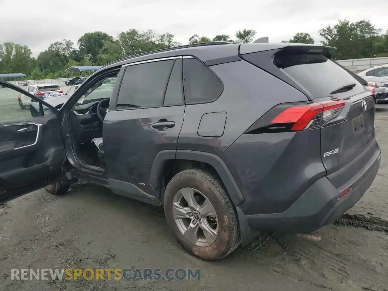 2 Photograph of a damaged car 2T3RWRFV0SW256070 TOYOTA RAV4 2025