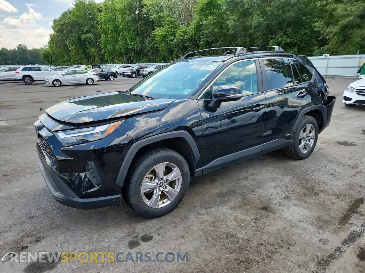 1 Photograph of a damaged car 2T3RWRFV0SW261074 TOYOTA RAV4 2025