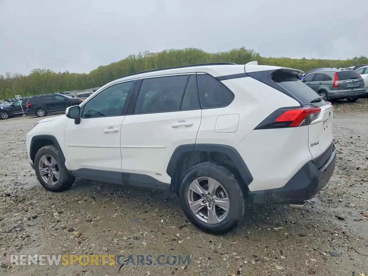 2 Photograph of a damaged car 2T3RWRFV0SW262757 TOYOTA RAV4 2025