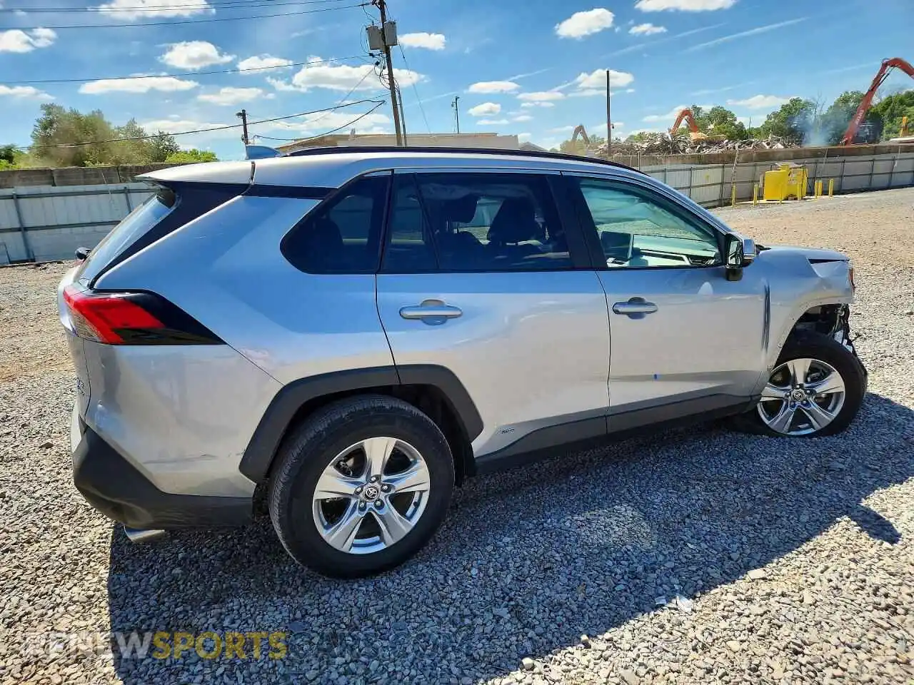 3 Photograph of a damaged car 2T3RWRFV2SW264834 TOYOTA RAV4 2025