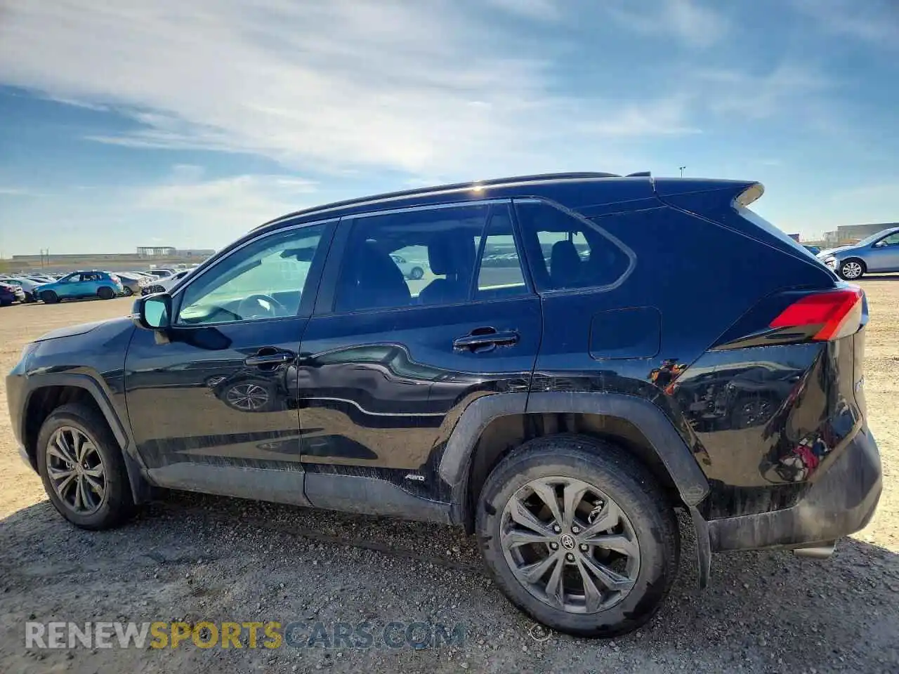2 Photograph of a damaged car 2T3RWRFV2SW286123 TOYOTA RAV4 2025