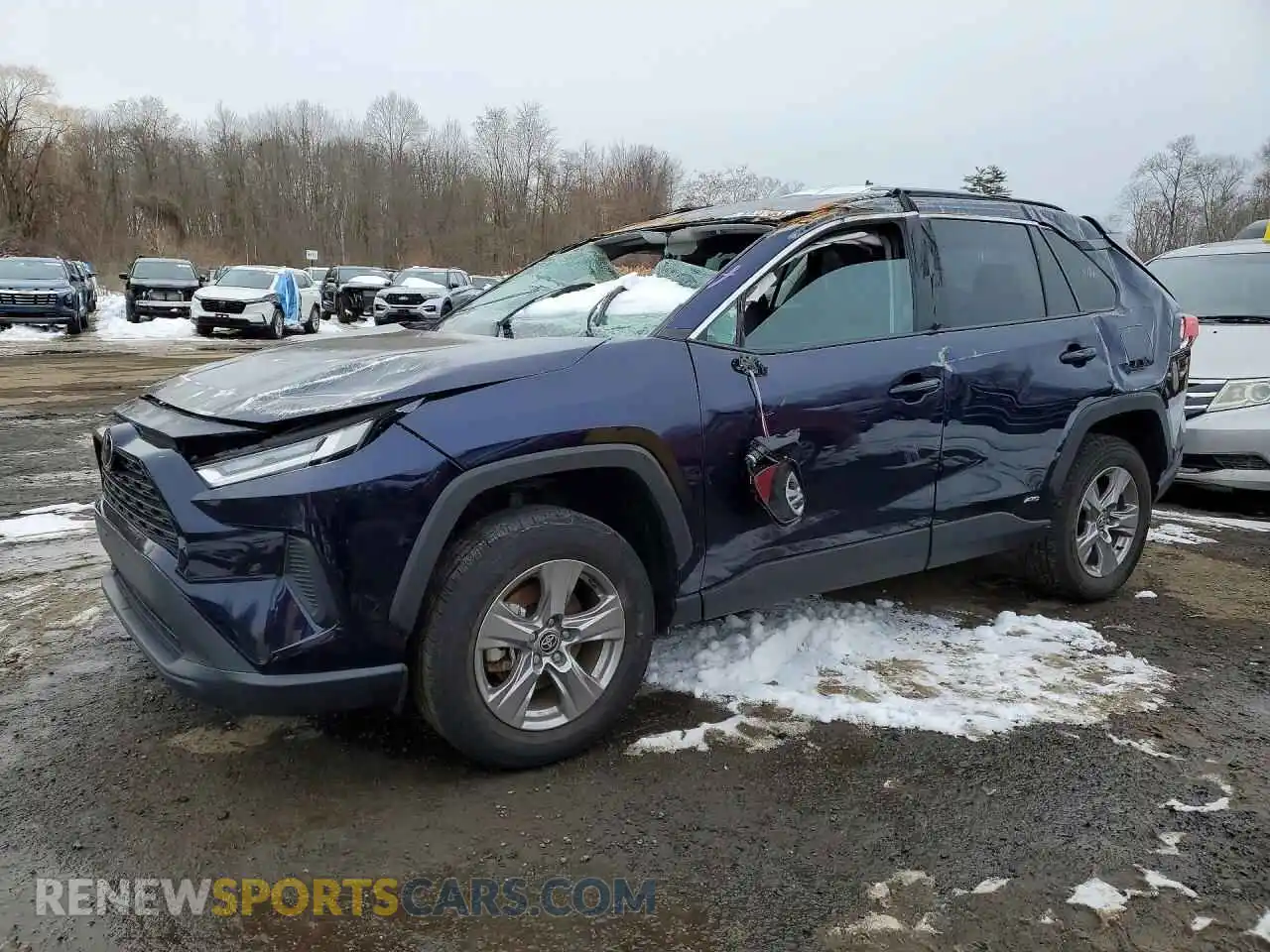 1 Photograph of a damaged car 2T3RWRFV3SW255477 TOYOTA RAV4 2025