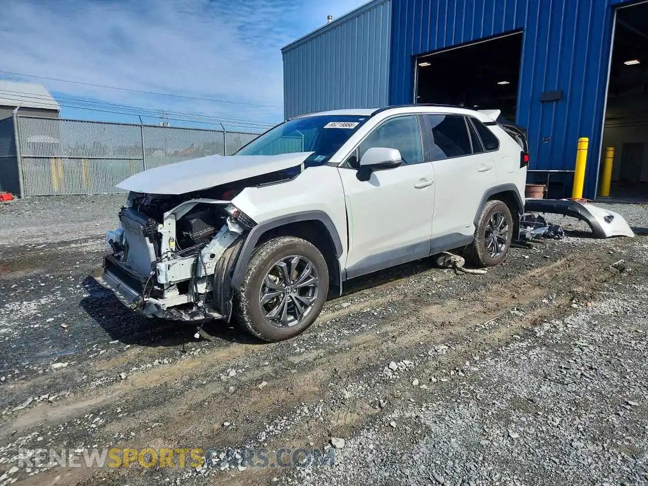 1 Photograph of a damaged car 2T3RWRFV3SW294585 TOYOTA RAV4 2025